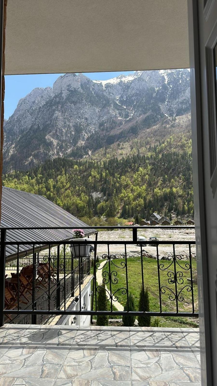 Bujtina Brahim Selimaj Bed & Breakfast Valbone Exterior photo